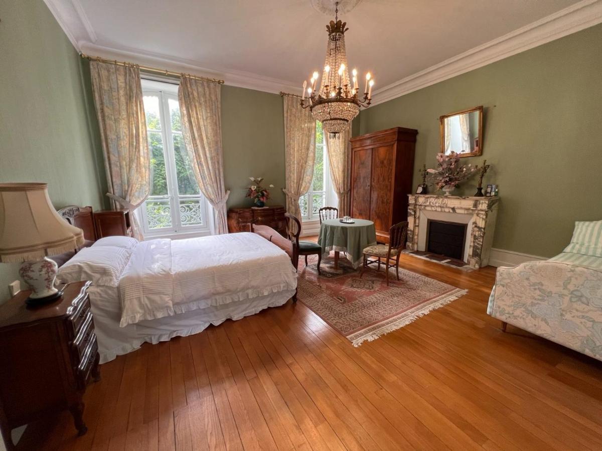 Demeure Des Payratons Bed and Breakfast Saint-Gerand-le-Puy Eksteriør billede