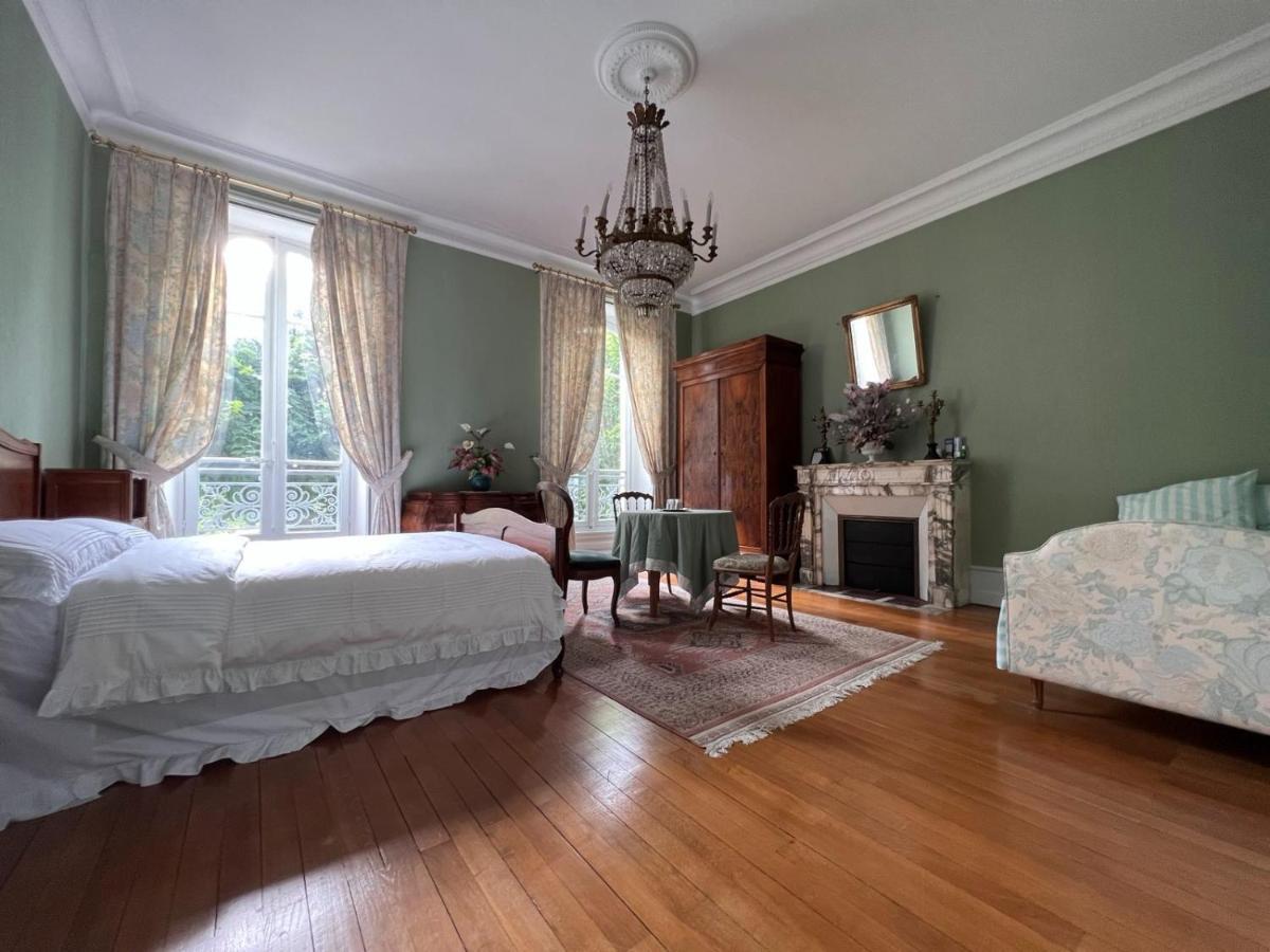 Demeure Des Payratons Bed and Breakfast Saint-Gerand-le-Puy Eksteriør billede