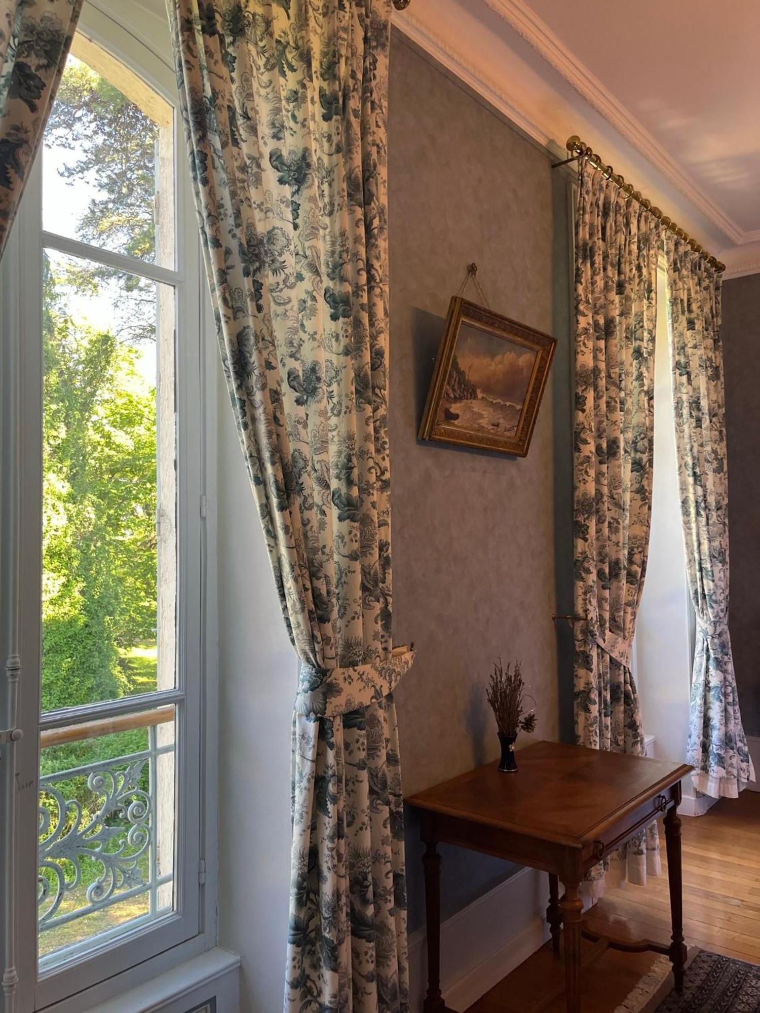 Demeure Des Payratons Bed and Breakfast Saint-Gerand-le-Puy Eksteriør billede
