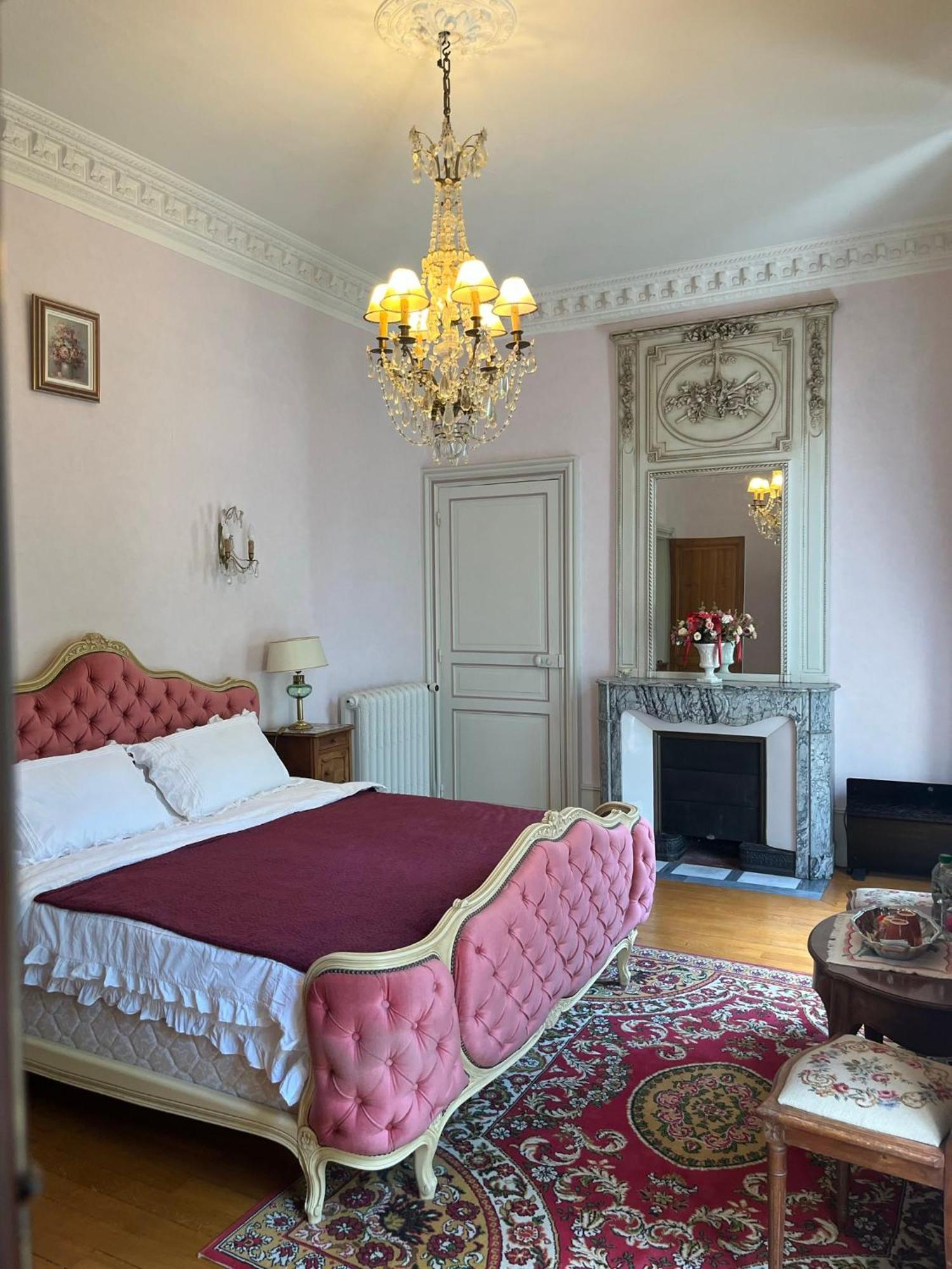 Demeure Des Payratons Bed and Breakfast Saint-Gerand-le-Puy Eksteriør billede
